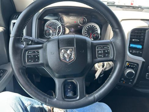 Used 2016 RAM 1500 Big Horn AWD/4WD image 11