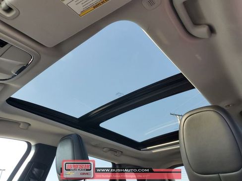 Used 2021 Jeep Cherokee Latitude Lux w/ Sun & Sound Group image 33