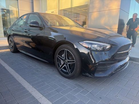 Used 2025 Mercedes-Benz C 300 Sedan image 2