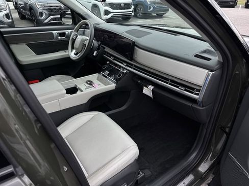 Used 2024 Hyundai Santa Fe Calligraphy AWD/4WD image 29