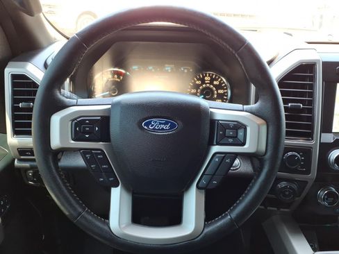 Certified 2019 Ford F150 Lariat w/ Equipment Group 502A Luxury AWD/4WD image 20