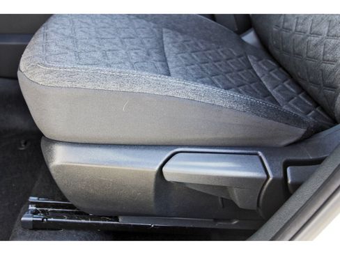 Certified 2026 Nissan Kicks SV FWD image 27