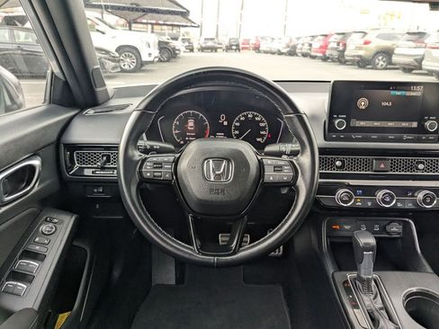 Used 2025 Honda Civic Sport image 16