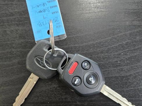 Used 2017 Subaru Legacy 2.5i Premium image 18