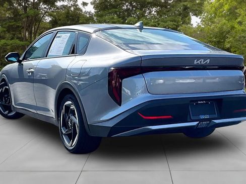 Used 2025 Kia K4 EX FWD image 12