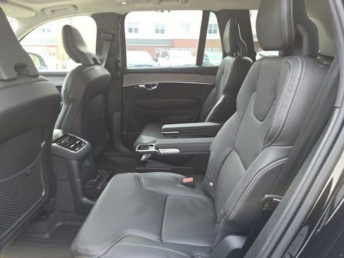 New 2026 Volvo XC90 T8 Ultra w/ Protection Package Premier image 19