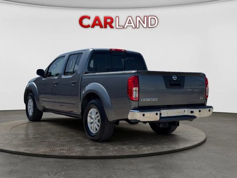 Used 2016 Nissan Frontier SV w/ SV Value Truck Package RWD image 4