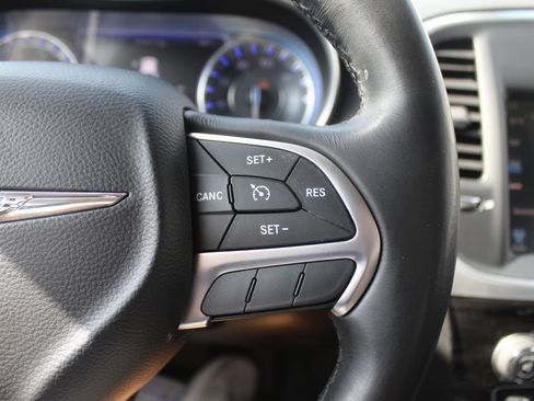 Used 2015 Chrysler 300 Limited w/ 300 Premium Group AWD/4WD image 27