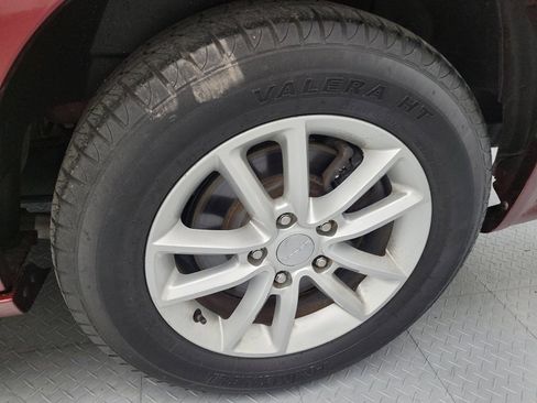 Used 2018 Dodge Grand Caravan SXT FWD image 31