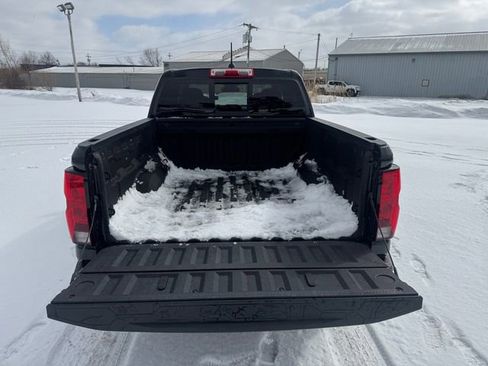 Certified 2023 Chevrolet Colorado LT w/ LT Convenience Package II image 19