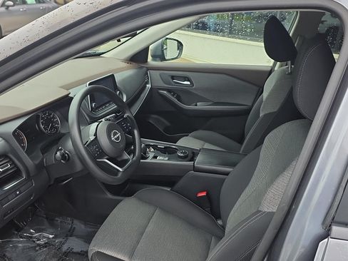 Used 2022 Nissan Rogue SV AWD/4WD image 19