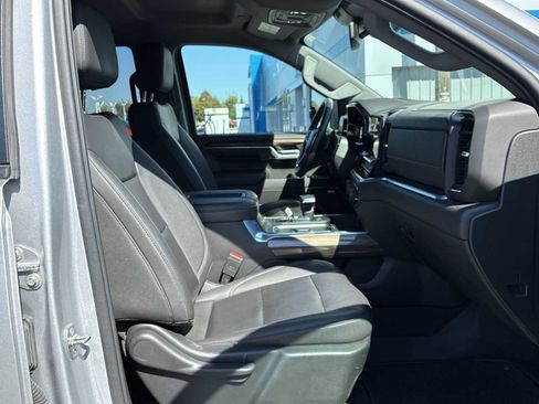 Certified 2022 Chevrolet Silverado 1500 RST w/ Convenience Package II image 28