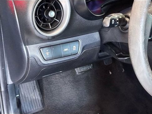 Used 2019 Kia Forte LXS image 13