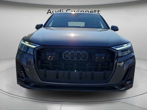 Used 2025 Audi Q7 2.0T Premium w/ Convenience Plus Package image 5