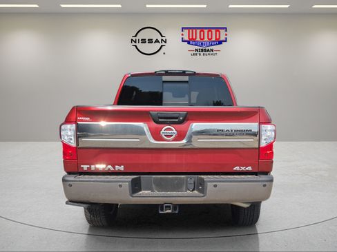Used 2018 Nissan Titan Platinum Reserve w/ Platinum Utility Package AWD/4WD image 3
