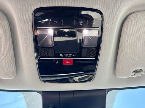 Certified 2025 Hyundai Santa Fe SEL FWD image 24