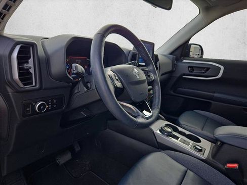 Used 2023 Ford Bronco Sport Outer Banks w/ Tech Package AWD/4WD image 10