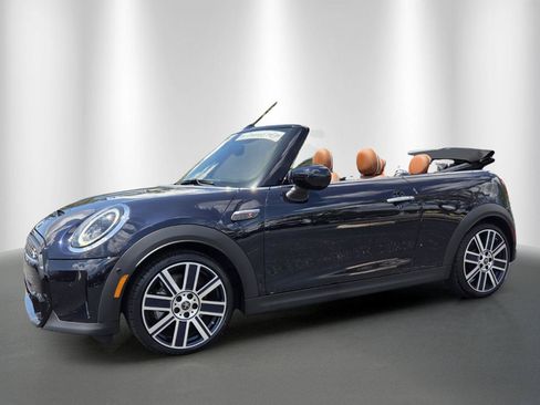 Used 2024 MINI Cooper S FWD image 3