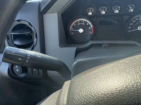 Used 2014 Ford F250 XL RWD image 29