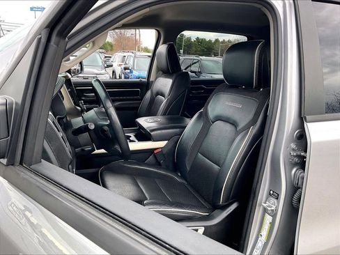 Used 2022 RAM 1500 Laramie image 9