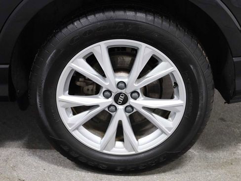 Used 2023 Audi Q3 2.0T Premium Plus w/ Premium Plus Package image 36