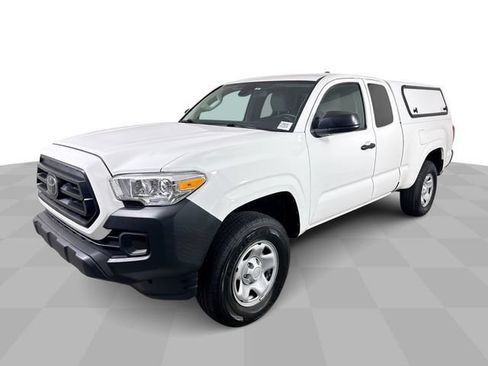 Used 2023 Toyota Tacoma SR RWD image 4