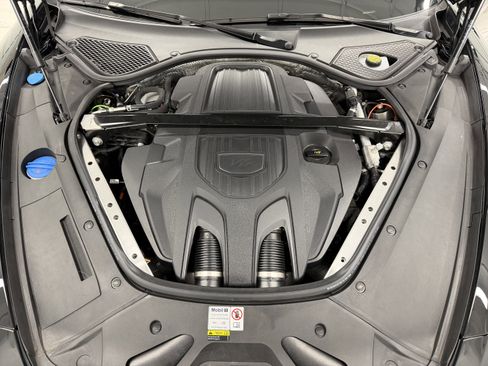 Certified 2022 Porsche Panamera 4 Platinum Edition image 61