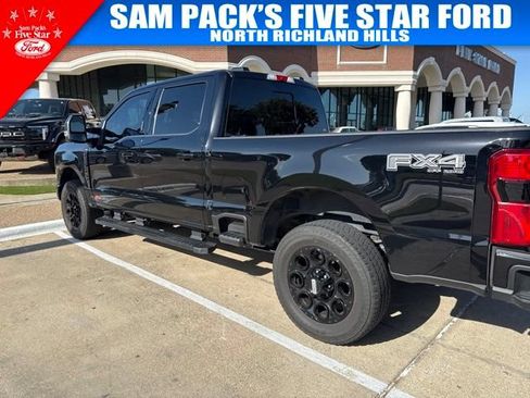 Used 2024 Ford F250 Lariat w/ Lariat Ultimate Package AWD/4WD image 3