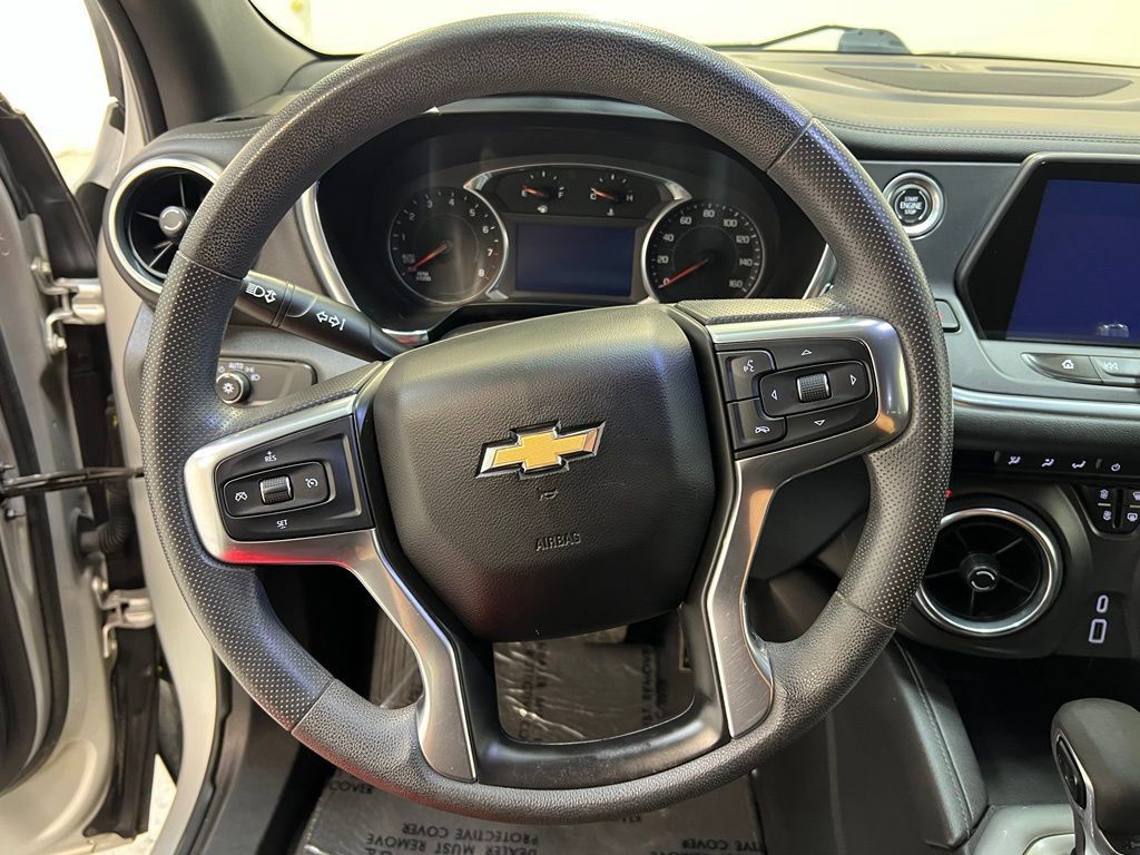 Used 2021 Chevrolet Blazer LT FWD image 19