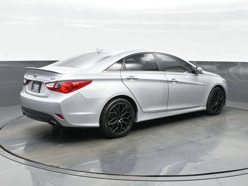 Used 2014 Hyundai Sonata SE w/ Premium Package 03 FWD image 6