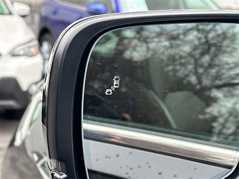 Used 2025 Honda Pilot Elite image 18