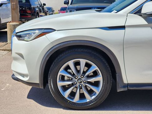 Used 2020 INFINITI QX50 Luxe w/ Navigation Package image 9