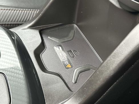 Used 2022 GMC Canyon AT4 image 30