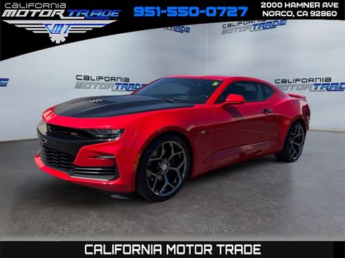Used 2019 Chevrolet Camaro SS image 1