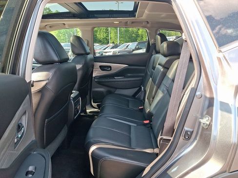 Used 2017 Nissan Murano SL w/ SL Technology Package AWD/4WD image 11