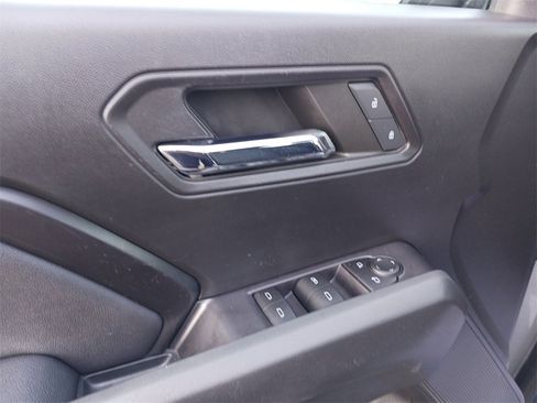 Used 2023 Chevrolet Colorado LT image 31