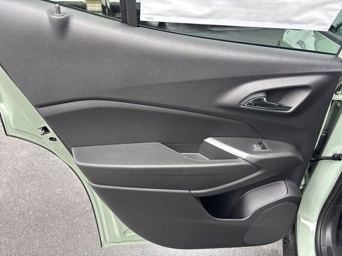 New 2026 Chevrolet Trax ACTIV w/ Sunroof Package image 30