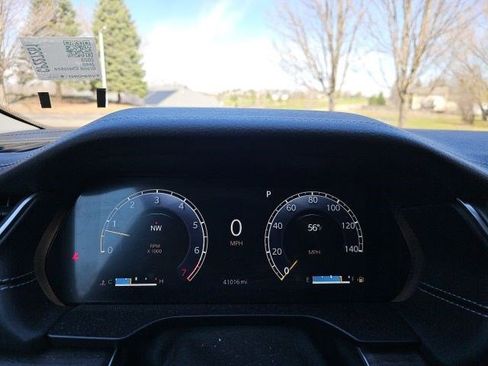 Used 2023 Jeep Grand Cherokee L Limited AWD/4WD image 19