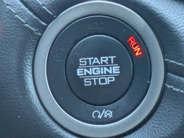 Used 2024 Dodge Durango SXT AWD/4WD image 32