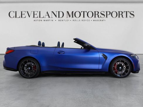 Used 2022 BMW M4 xDrive Competition AWD/4WD image 3