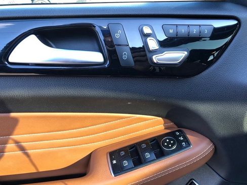 Used 2018 Mercedes-Benz GLE 43 AMG GLE 43 AMG Coupe w/ Parking Assist Package image 11