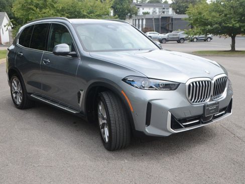 Used 2026 BMW X5 xDrive40i AWD/4WD image 6