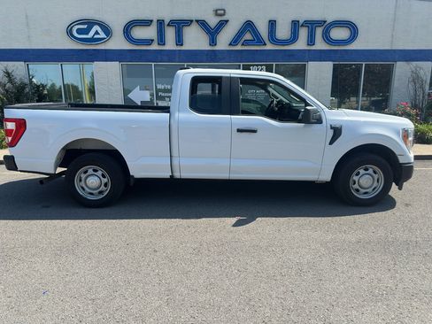 Used 2021 Ford F150 XL w/ Equipment Group 101A High RWD image 3