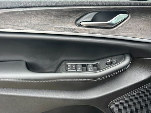 New 2026 Jeep Grand Cherokee Altitude AWD/4WD image 10