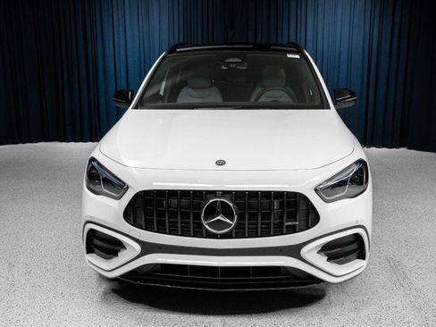 New 2026 Mercedes-Benz GLA 35 AMG 4MATIC image 2