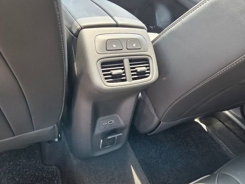 Used 2023 Buick Envision Avenir FWD image 7