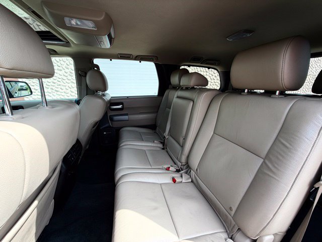 Used 2016 Toyota Sequoia Limited w/ Safety & Convenience Package AWD/4WD image 19