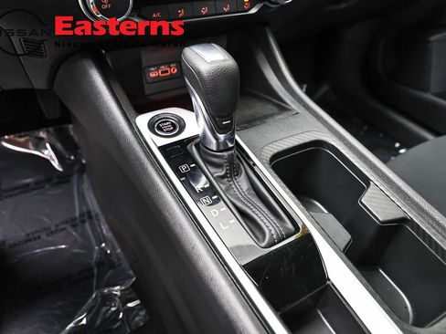 Used 2023 Nissan Sentra SV FWD image 13