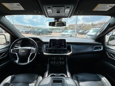 Used 2021 Chevrolet Suburban LT AWD/4WD image 10