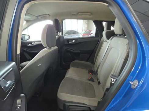 Used 2020 Ford Escape SE FWD image 19